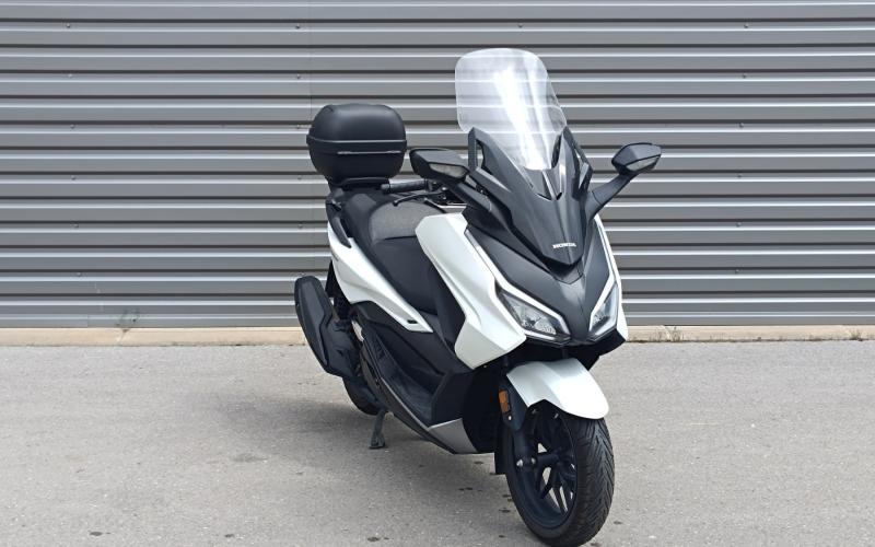 Honda Forza 350